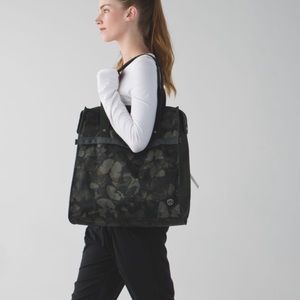 Rare🦄 Lululemon Follow Your Bliss Bag